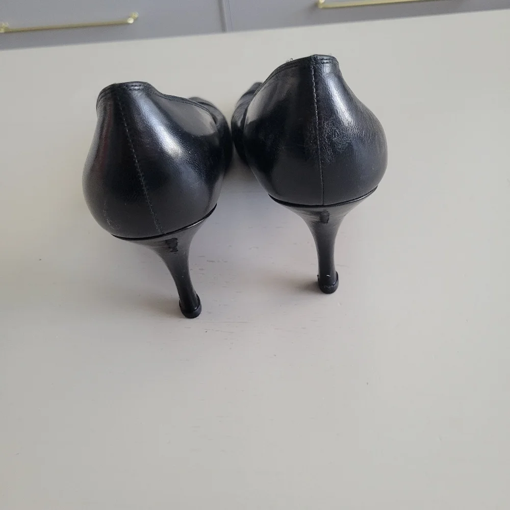 Stuart Weitzman Black Peep Toe Heels Women's Size 10 - Picture 5 of 11